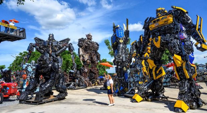 'Rumah' Robot-robot Transformers di Thailand